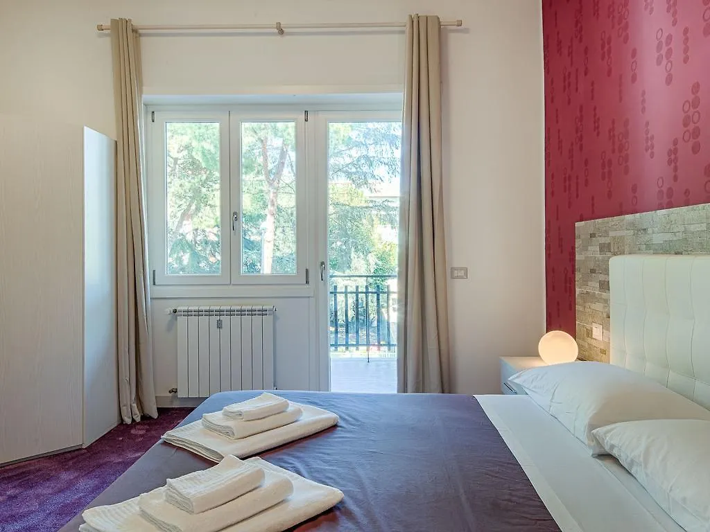 Guesthouse Park Pines Rome