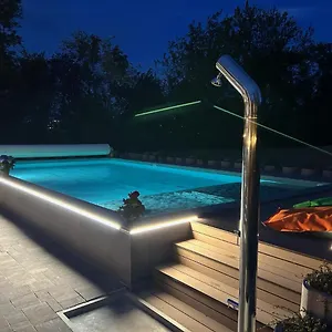 Tre 3*, Parma Italië
