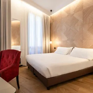 hotellátogatás