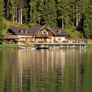 Chalet Al , Alleghe Italië