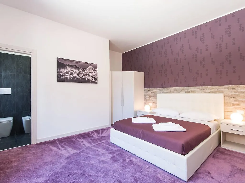 Guesthouse Park Pines Rom Bed & Breakfast